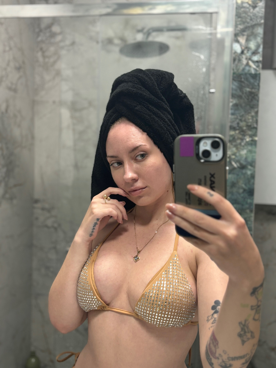 Nude girl KateV in Linyi