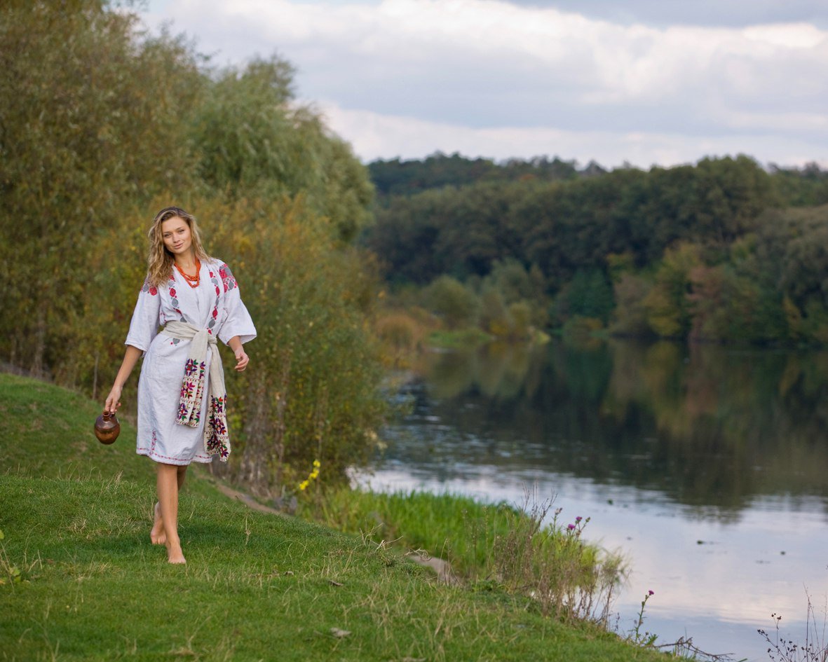 Nude girl Slavic women in Linyi