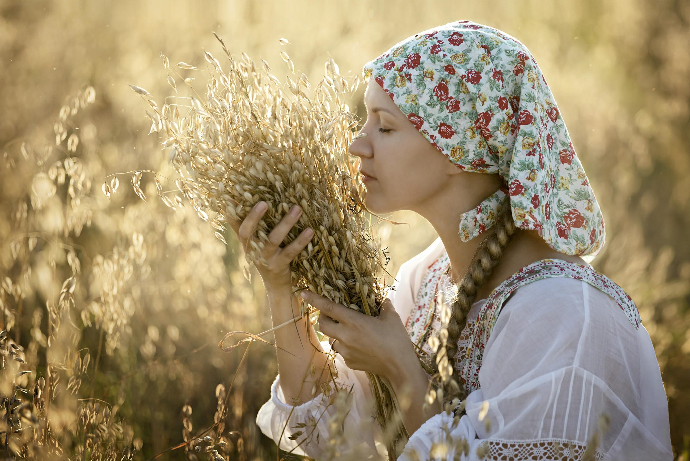 Photo Women in Slavic costumes in Linyi