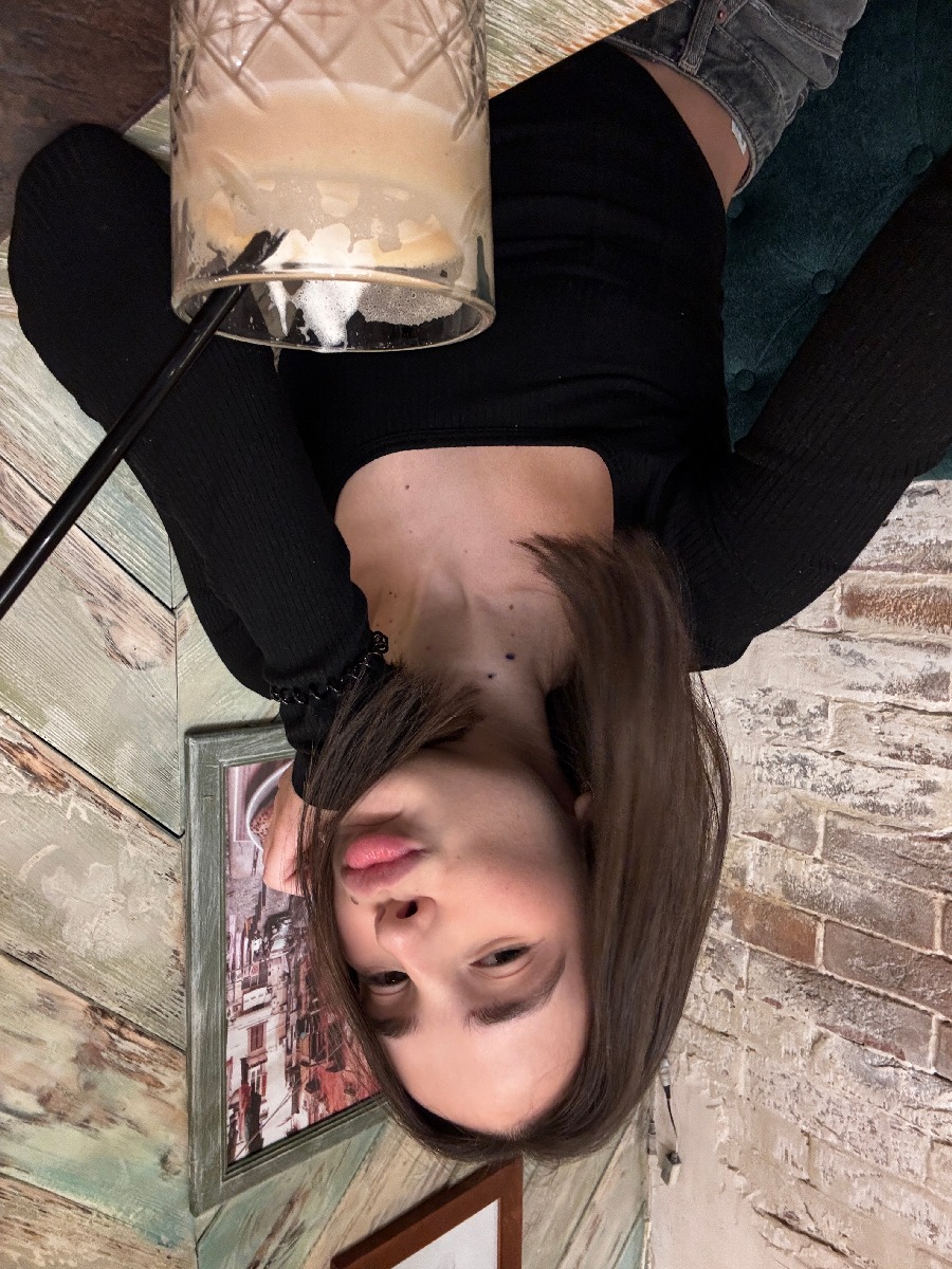 Fresh photos, fresh mood — Tina online in Linyi